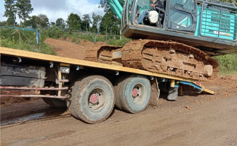 To Unravel The Issues about Infrastructure, Cisadane Sawit Raya Used Heavy Tools